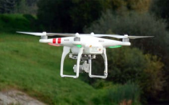 DJI Phantom 4 Drohne kann ab sofort bestellt werden
